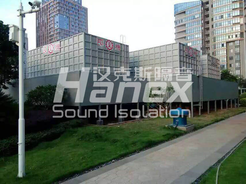 東海開發(fā)太古1期新華都生活廣場(chǎng)7樓冷卻塔噪音處理現(xiàn)場(chǎng) 東海開發(fā)太古1期新華都生活廣場(chǎng)7樓冷卻塔噪音處理現(xiàn)場(chǎng)